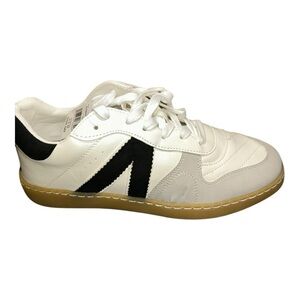 MIA Elowen White and Black Sneakers women’s size 9.5 NWT and Box